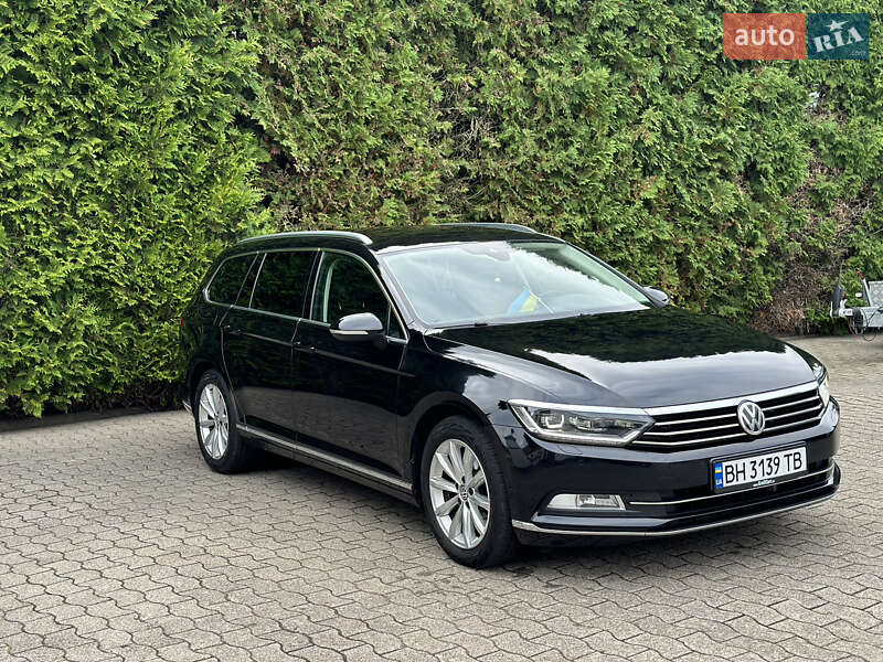 Универсал Volkswagen Passat 2017 в Одессе