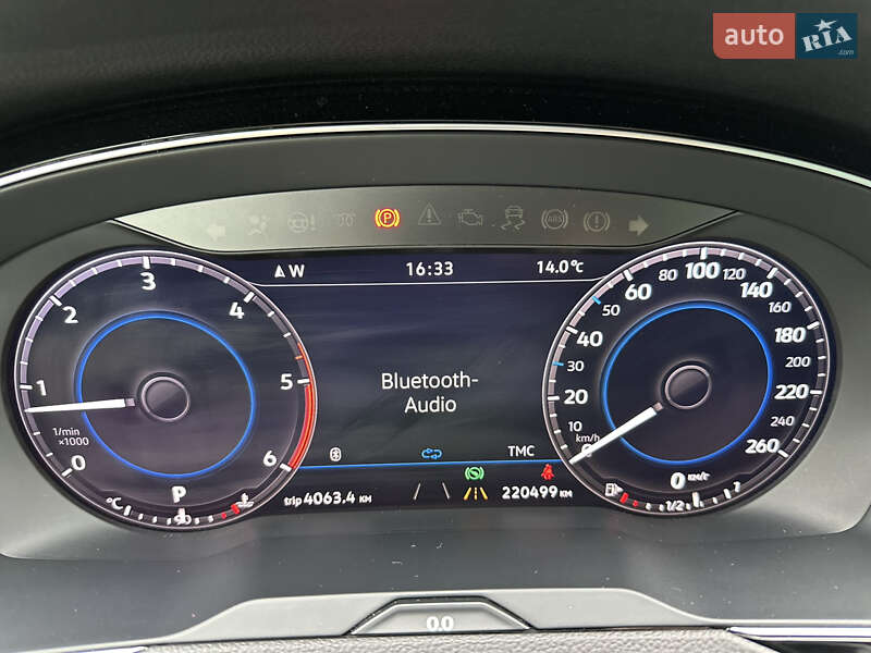 Универсал Volkswagen Passat 2017 в Одессе