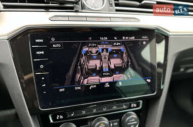 Универсал Volkswagen Passat 2017 в 