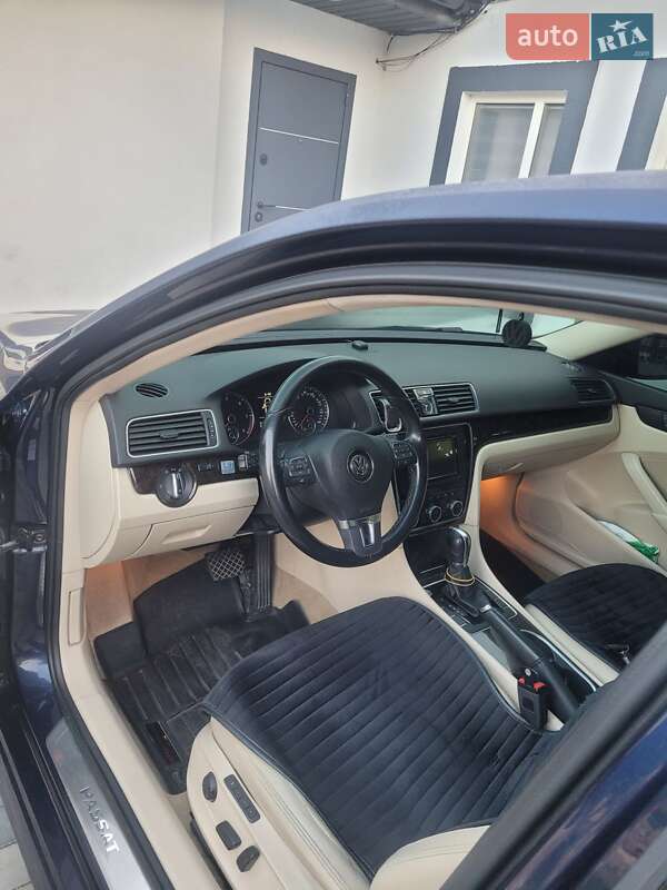 Седан Volkswagen Passat 2014 в Запоріжжі