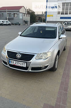 Универсал Volkswagen Passat 2009 в Хмельницком