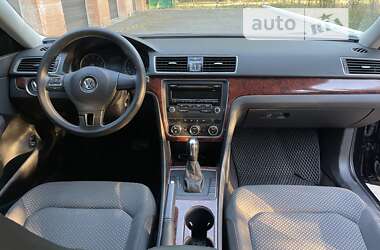 Седан Volkswagen Passat 2012 в Черкасах