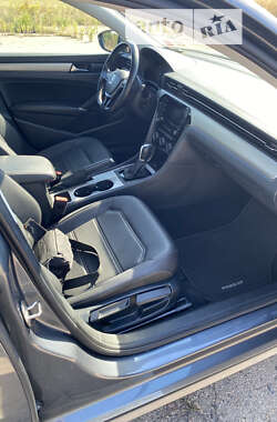 Седан Volkswagen Passat 2020 в Тальном