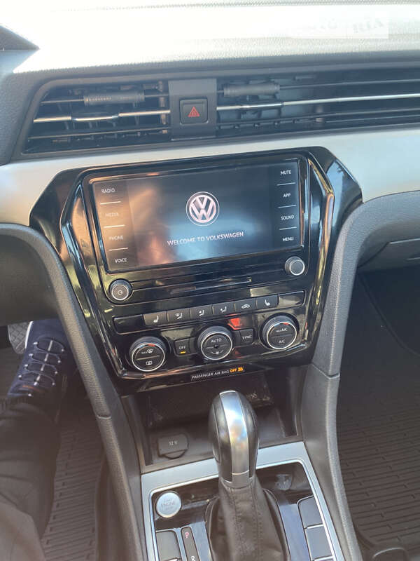 Седан Volkswagen Passat 2020 в Тальном