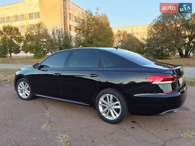 Седан Volkswagen Passat 2020 в Славутиче