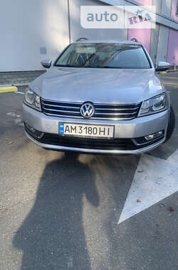 Volkswagen Passat 2011