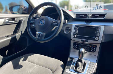 Универсал Volkswagen Passat 2011 в Кривом Роге