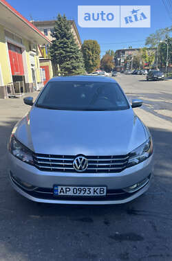 Седан Volkswagen Passat 2013 в Запорожье