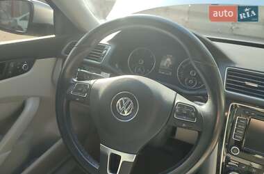 Седан Volkswagen Passat 2013 в Вінниці