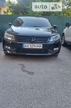 Седан Volkswagen Passat 2014 в Днепре