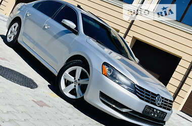 Седан Volkswagen Passat 2012 в Трускавці