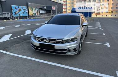 Універсал Volkswagen Passat 2015 в Кам'янець-Подільському