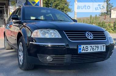 Універсал Volkswagen Passat 2002 в Шпикові