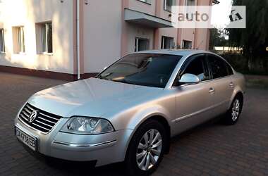 Седан Volkswagen Passat 2005 в Черкассах