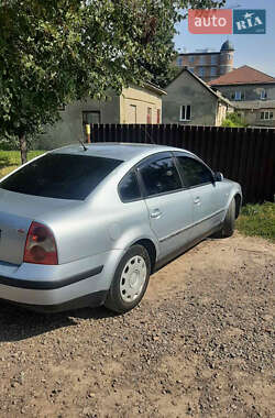 Седан Volkswagen Passat 2002 в 