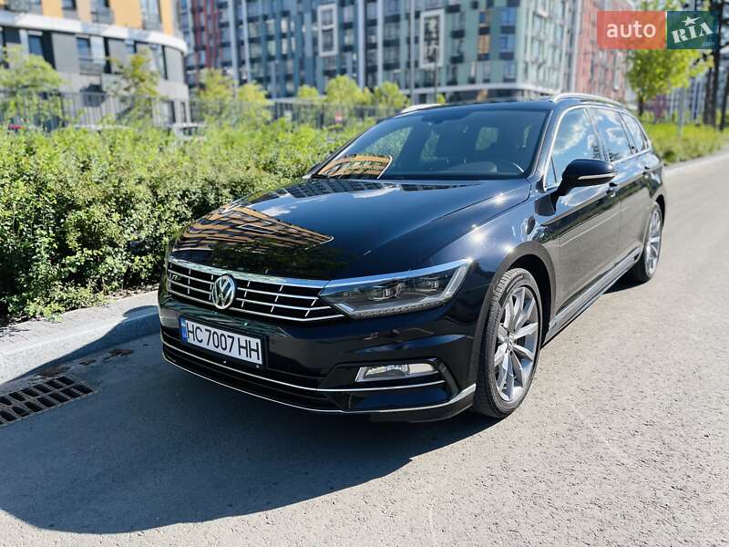 Универсал Volkswagen Passat 2018 в Киеве