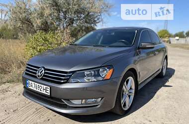 Седан Volkswagen Passat 2015 в Александрие