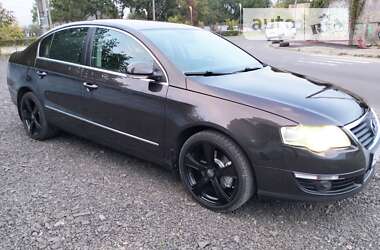 Седан Volkswagen Passat 2008 в Луцке