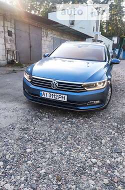 Универсал Volkswagen Passat 2015 в Обухове