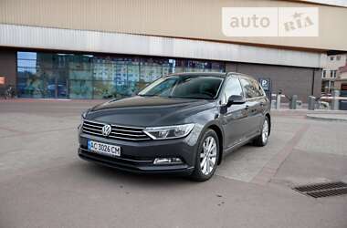 Универсал Volkswagen Passat 2015 в Луцке