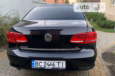 Седан Volkswagen Passat 2014 в Львові