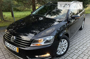 Універсал Volkswagen Passat 2014 в Дрогобичі