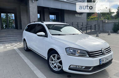 Volkswagen Passat 2011