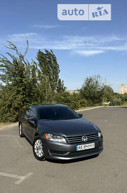 Седан Volkswagen Passat 2014 в Кривом Роге