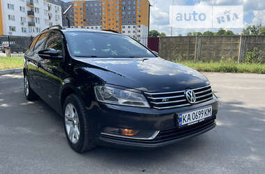 Універсал Volkswagen Passat 2013 в Черкасах