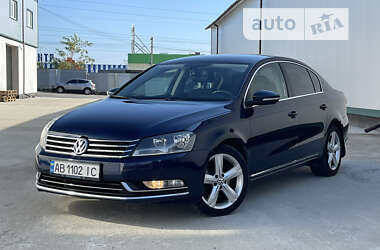 Седан Volkswagen Passat 2010 в Виннице