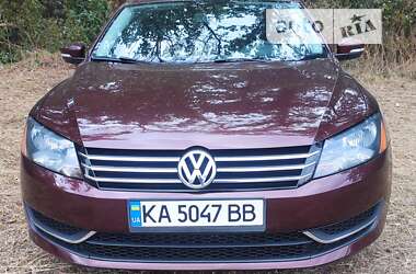 Седан Volkswagen Passat 2014 в Киеве