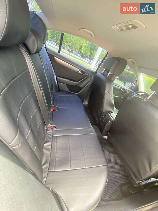 Седан Volkswagen Passat 2011 в Запорожье