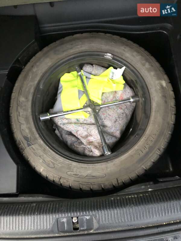 Универсал Volkswagen Passat 2008 в Ивано-Франковске