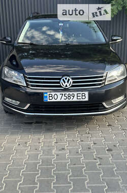 Универсал Volkswagen Passat 2011 в Тернополе