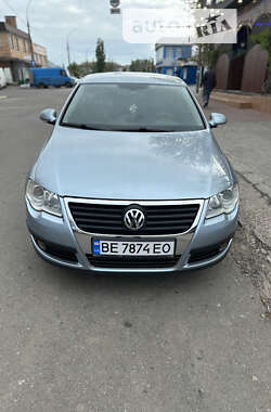 Седан Volkswagen Passat 2007 в Николаеве