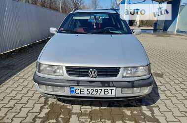 Універсал Volkswagen Passat 1996 в Чернівцях