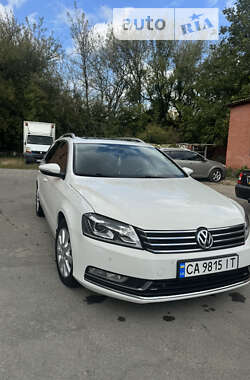 Універсал Volkswagen Passat 2012 в Умані