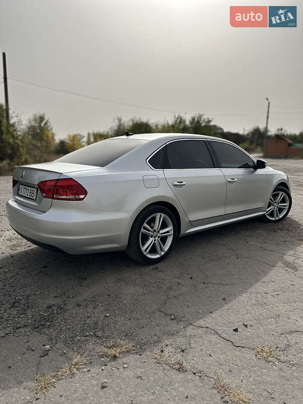 Седан Volkswagen Passat 2014 в Полтаве