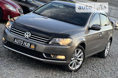 Седан Volkswagen Passat 2011 в Бердичеві