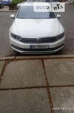 Универсал Volkswagen Passat 2018 в Трускавце