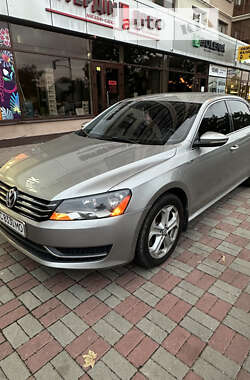 Седан Volkswagen Passat 2011 в Львові