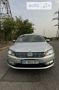 Седан Volkswagen Passat 2012 в Николаеве