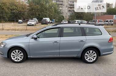 Універсал Volkswagen Passat 2013 в Києві