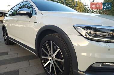 Универсал Volkswagen Passat 2017 в 