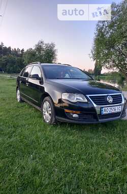 Універсал Volkswagen Passat 2006 в Романіву