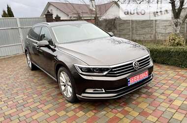 Универсал Volkswagen Passat 2018 в Ровно