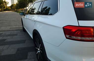 Универсал Volkswagen Passat 2017 в 