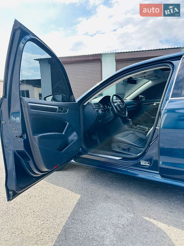 Седан Volkswagen Passat 2018 в Ізмаїлі
