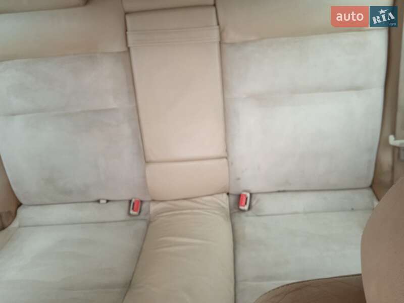 Універсал Volkswagen Passat 2000 в Виноградові