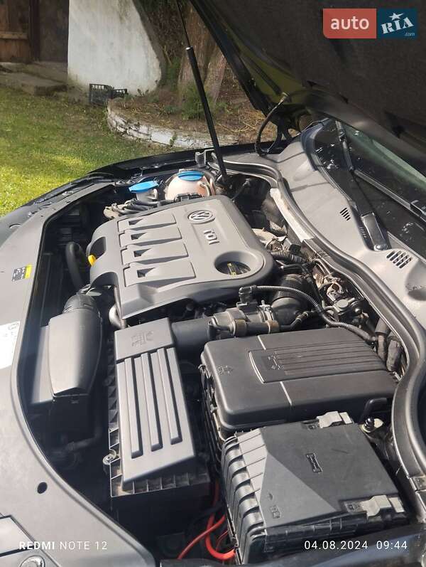 Універсал Volkswagen Passat 2014 в Тернополі